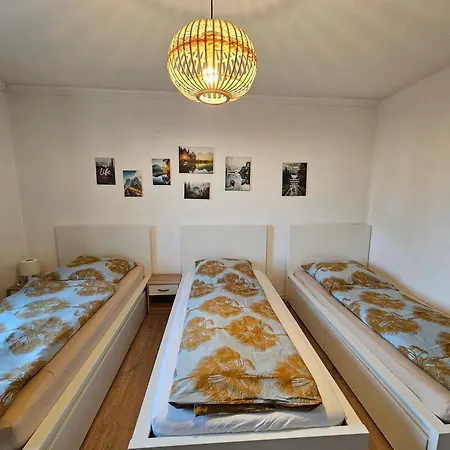 Holiday home In Der Eifel Naehe Burg Satzvey, Phantasialand, Eifelwanderwege *