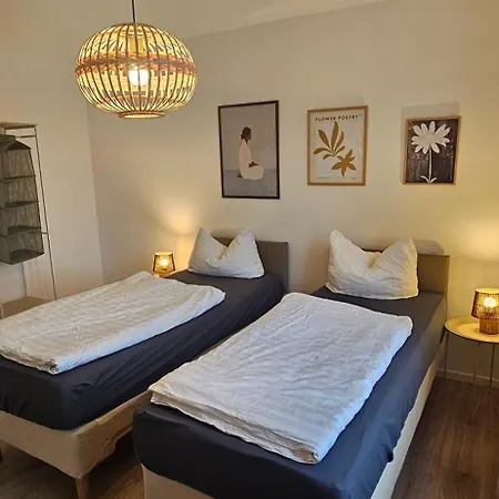 Satzvey Haus 3 Sz, Einzelbetten, Mechernich, Kall, Rheinbach, Koeln, Bonn Gebiet *