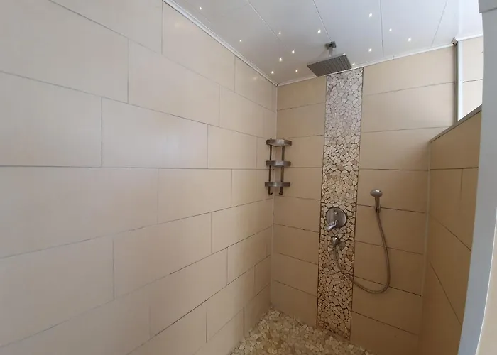 Satzvey Monteurshaus 3 Sz, Einzelbetten, Mechernich, Kall, Rheinbach, Koeln, Bonn Gebiet メッヒャーニッヒ